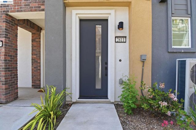 2811 Cathwood Ln, Alameda, CA 94501