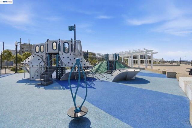 2811 Cathwood Ln, Alameda, CA 94501