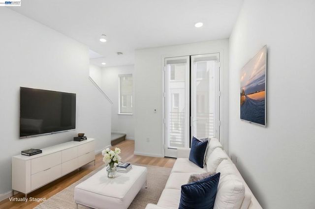 2811 Cathwood Ln, Alameda, CA 94501