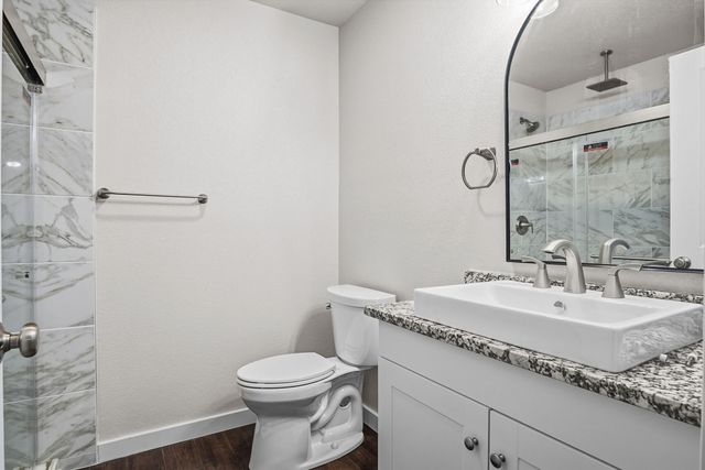 1318 W Water Street, Weatherford, TX 76086