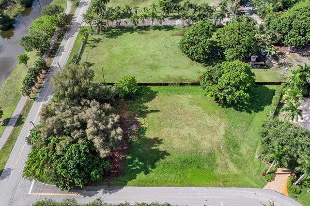 11200 NW 14th Street, Plantation, FL 33323