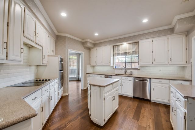 15720 Golden Creek Road, Dallas, TX 75248