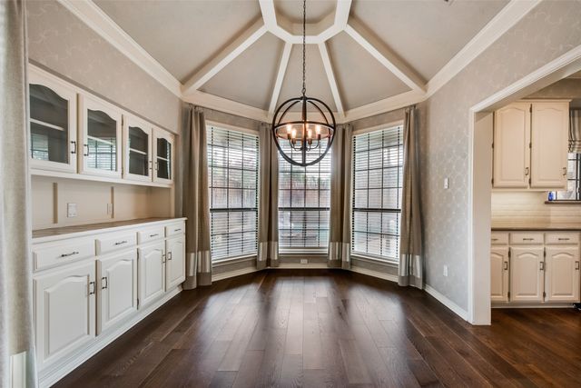 15720 Golden Creek Road, Dallas, TX 75248