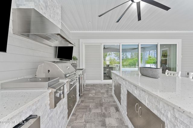 245 RANCH LAND Circle, St. Johns, FL 32259