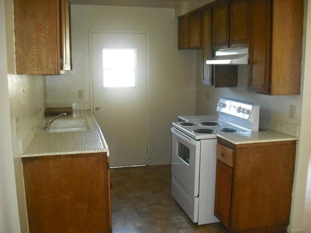 2557 N Yardarm Avenue, Port Hueneme, CA 93041