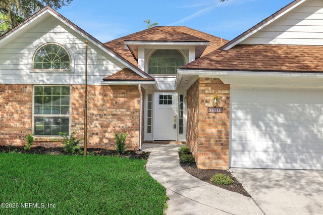 2900 SANS PAREIL Street, Jacksonville, FL 32246
