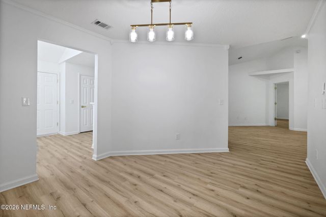 2900 SANS PAREIL Street, Jacksonville, FL 32246