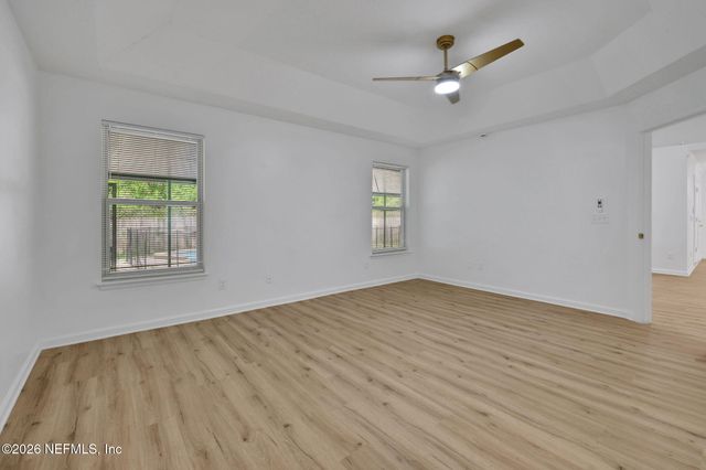 2900 SANS PAREIL Street, Jacksonville, FL 32246