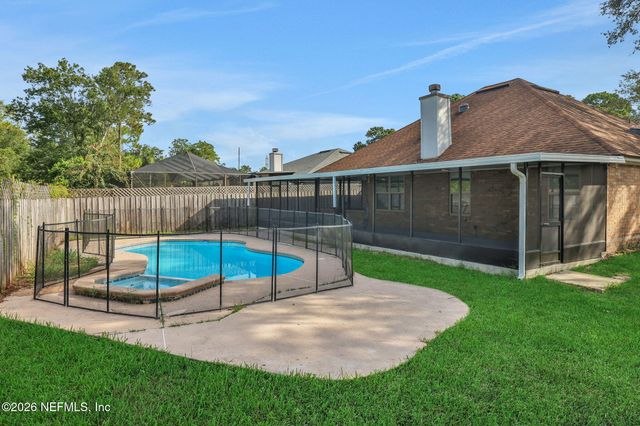 2900 SANS PAREIL Street, Jacksonville, FL 32246