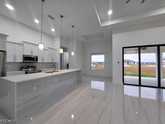 3816 NW 43rd AVE, Cape Coral, FL 33993