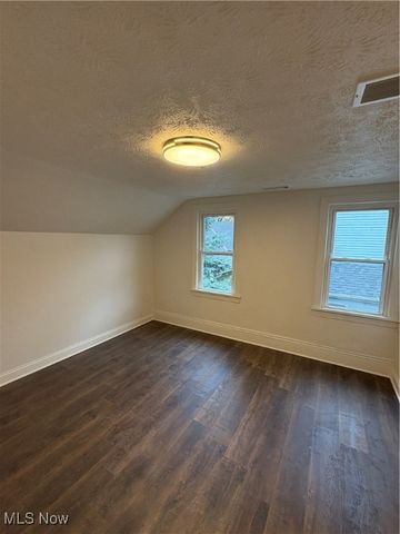 2312 W 10th Street, Cleveland, OH 44113