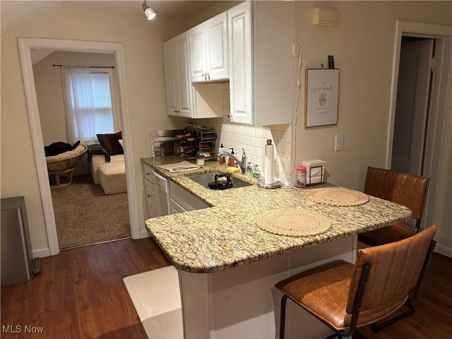 2312 W 10th Street, Cleveland, OH 44113