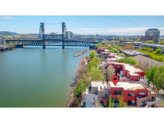 820 Nw NAITO Pkwy G11, Portland, OR 97035