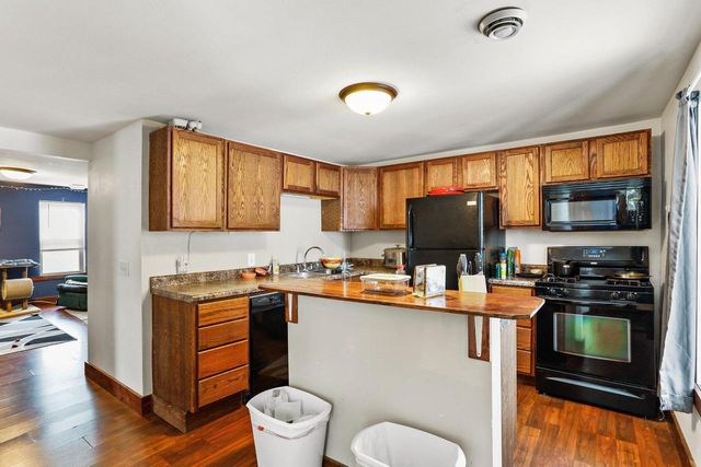 1009 S 4th Street, Stoughton, WI 53589