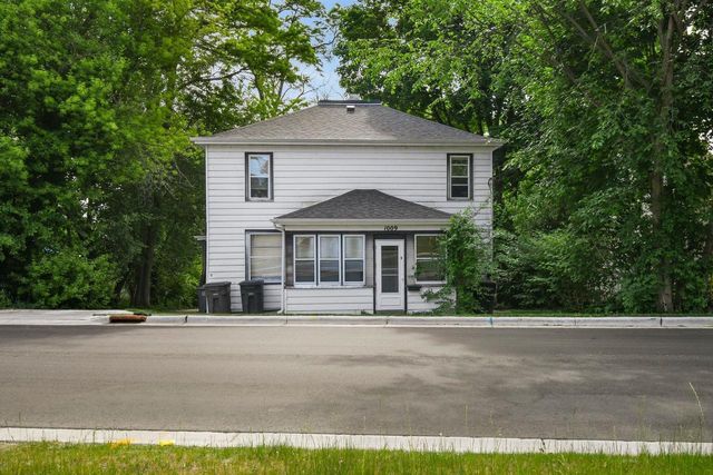 1009 S 4th Street, Stoughton, WI 53589