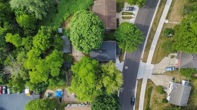 1009 S 4th Street, Stoughton, WI 53589