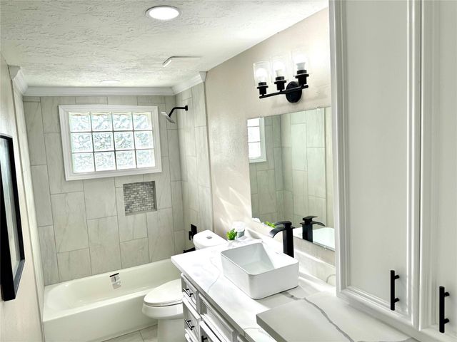 12442 Ashcroft Drive, Houston, TX 77035