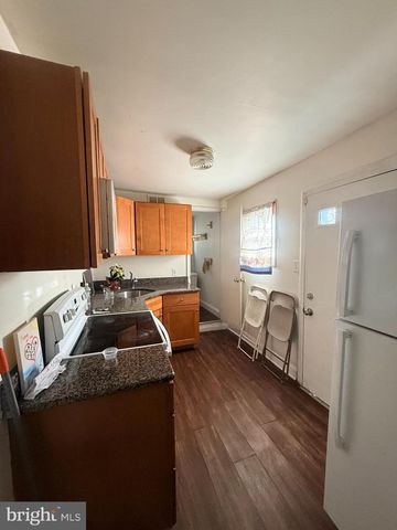 524 NORRIS ST, Norristown, PA 19401