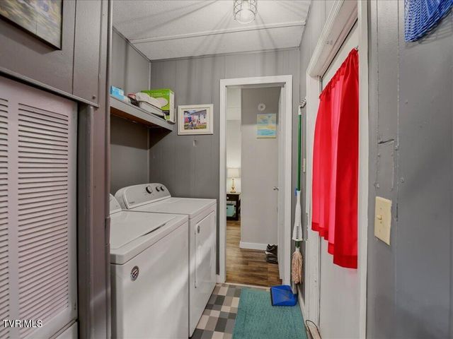 125 Substation Road, Mooresburg, TN 37811