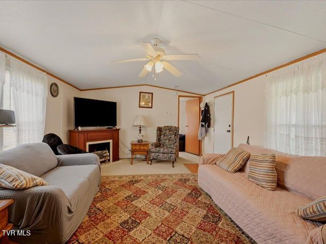 125 Substation Road, Mooresburg, TN 37811