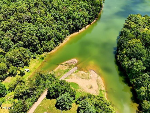 125 Substation Road, Mooresburg, TN 37811
