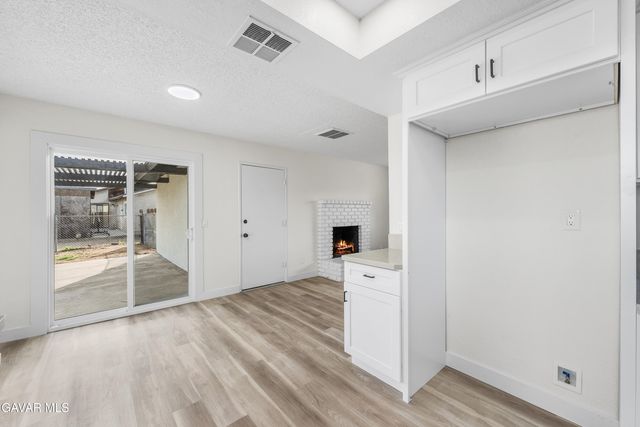 16105 Newmont Avenue, Lancaster, CA 93535