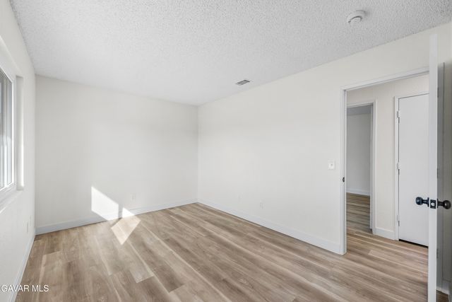 16105 Newmont Avenue, Lancaster, CA 93535