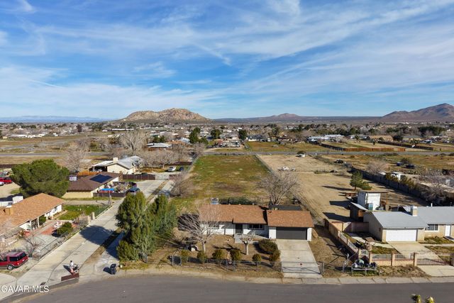 16105 Newmont Avenue, Lancaster, CA 93535