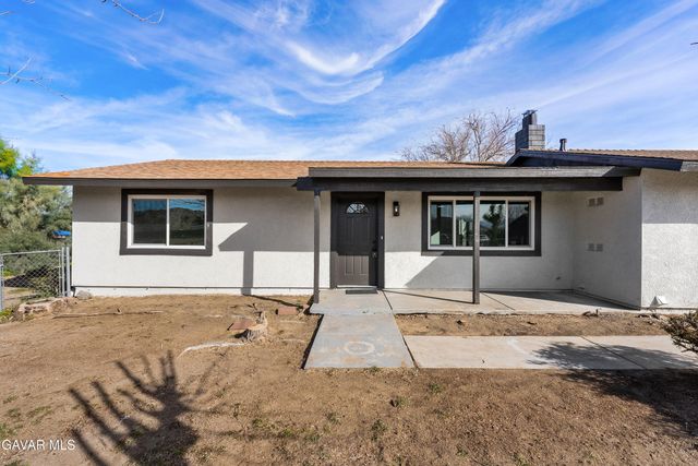16105 Newmont Avenue, Lancaster, CA 93535