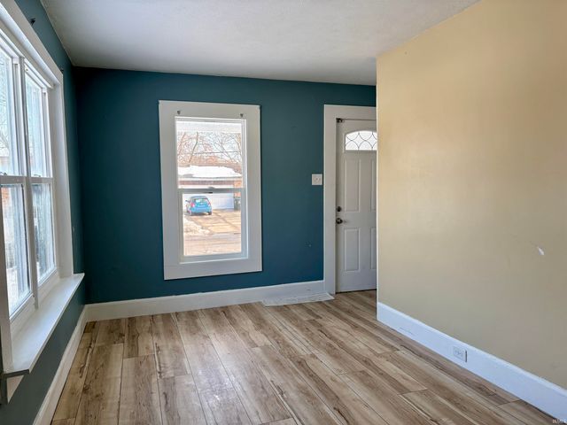 1815 Sherman Avenue, South Bend, IN 46616