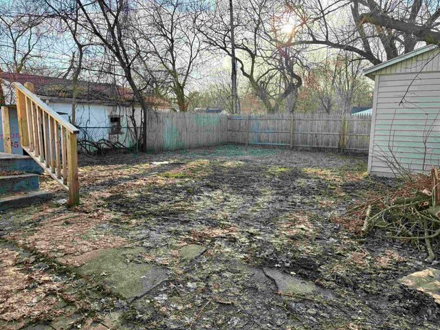 1815 Sherman Avenue, South Bend, IN 46616