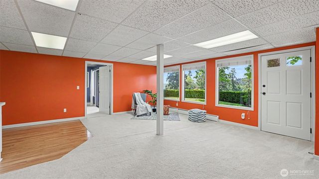 18744 Kenlake Place NE, Kenmore, WA 98028