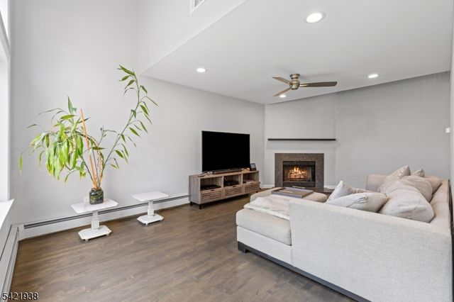 25 Flintlock Ter, Rockaway Twp., NJ 07866