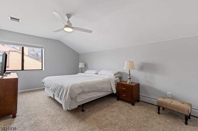 25 Flintlock Ter, Rockaway Twp., NJ 07866