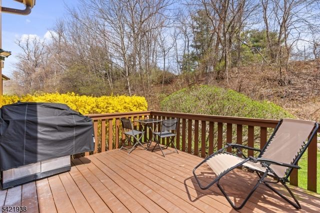 25 Flintlock Ter, Rockaway Twp., NJ 07866