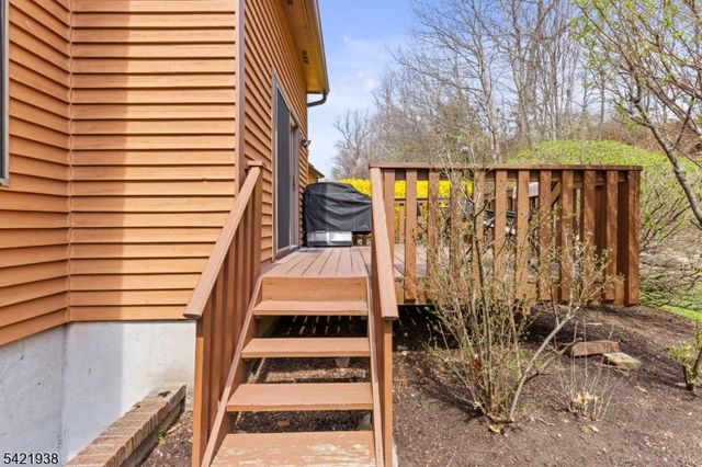 25 Flintlock Ter, Rockaway Twp., NJ 07866