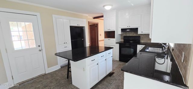 107 Azalea Drive, Greenville, NC 27858