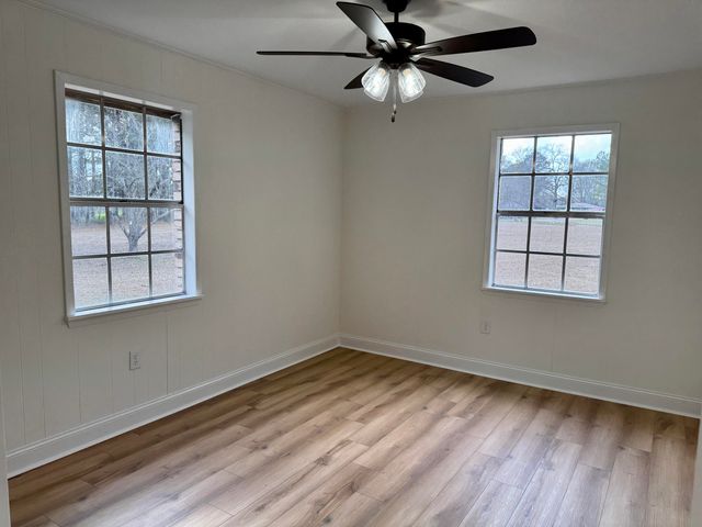 34 Prine Cir., Hattiesburg, MS 39402