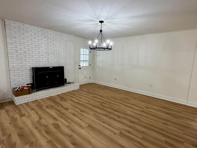 34 Prine Cir., Hattiesburg, MS 39402