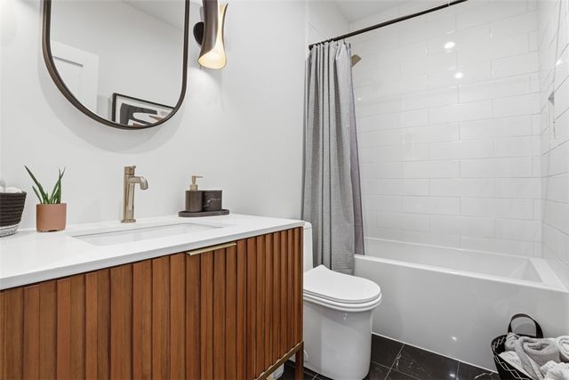 519 54th St, Lawrenceville, PA 15201