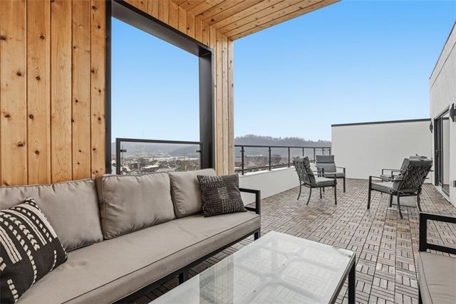 519 54th St, Lawrenceville, PA 15201