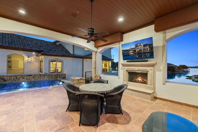 108 Wennmohs PL, Horseshoe Bay, TX 78657