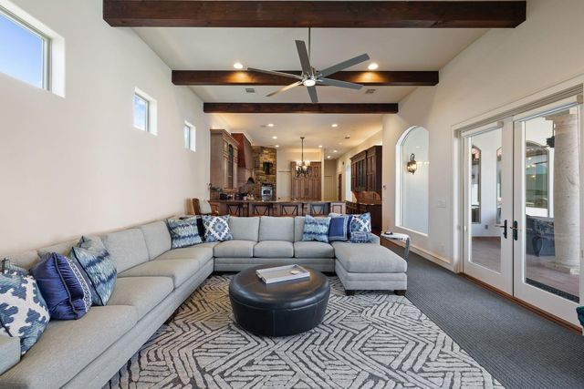 108 Wennmohs PL, Horseshoe Bay, TX 78657