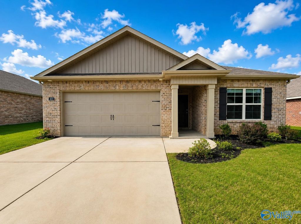 427 Jackson Point Circle, Huntsville, AL 35811