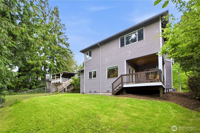 10115 NE 24th St, Bellevue, WA 98004