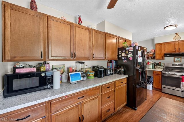 339 Horseshoe Drive, Lagrange, OH 44050