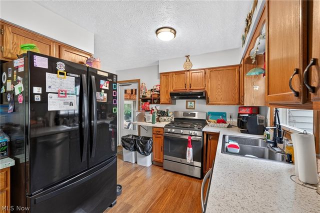 339 Horseshoe Drive, Lagrange, OH 44050