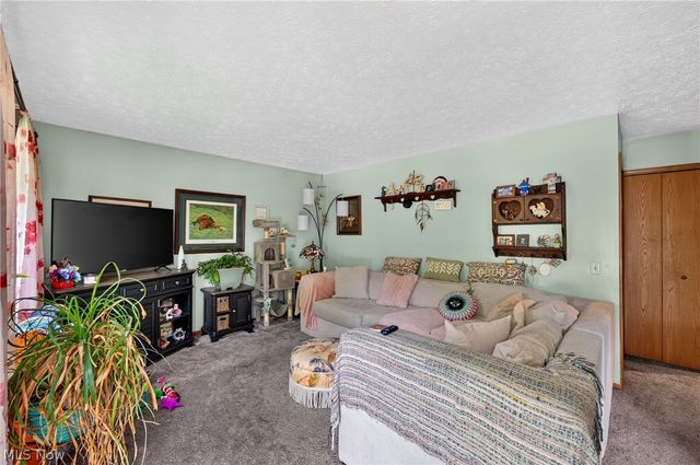 339 Horseshoe Drive, Lagrange, OH 44050