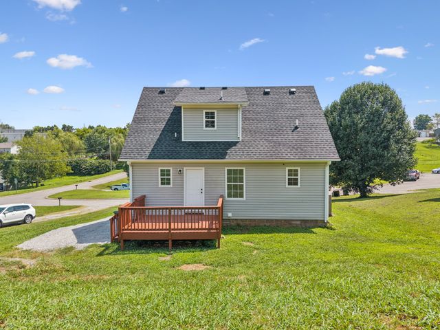 204 Phillip Dr, Springfield, TN 37172