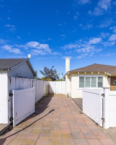 1425 Luxton Street, Seaside, CA 93955